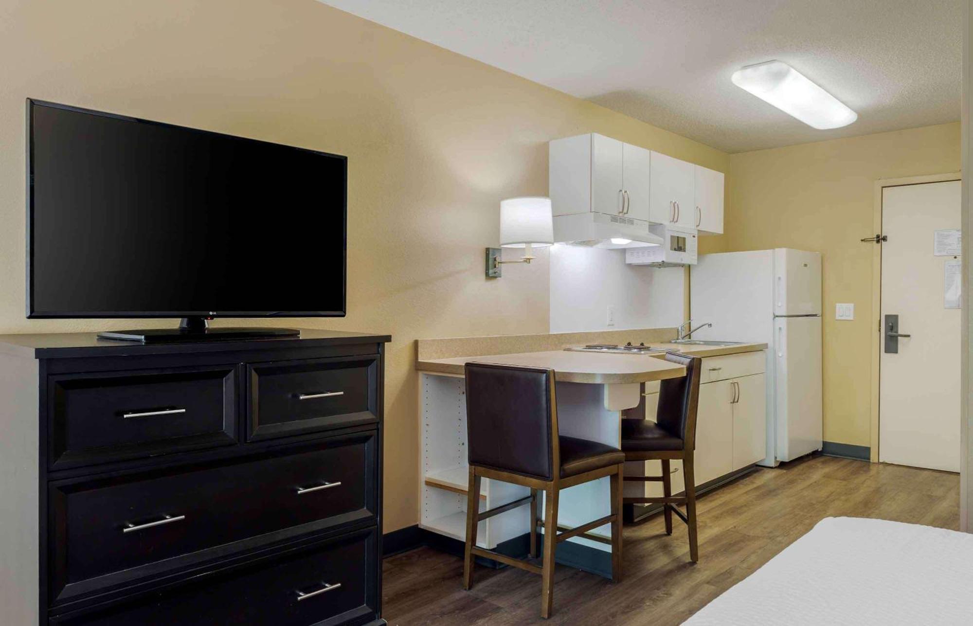 Extended Stay America Suites - Boston - Waltham - 52 4Th Ave Extérieur photo